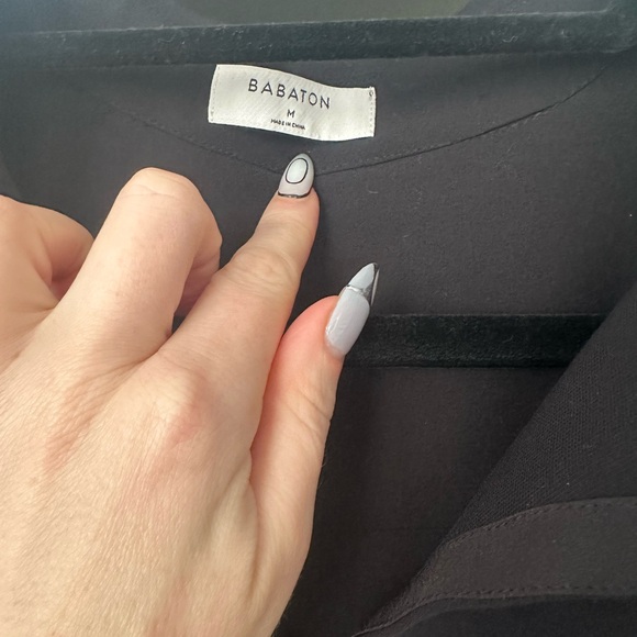 Aritiza Babaton Black Blouse - Picture 2 of 4